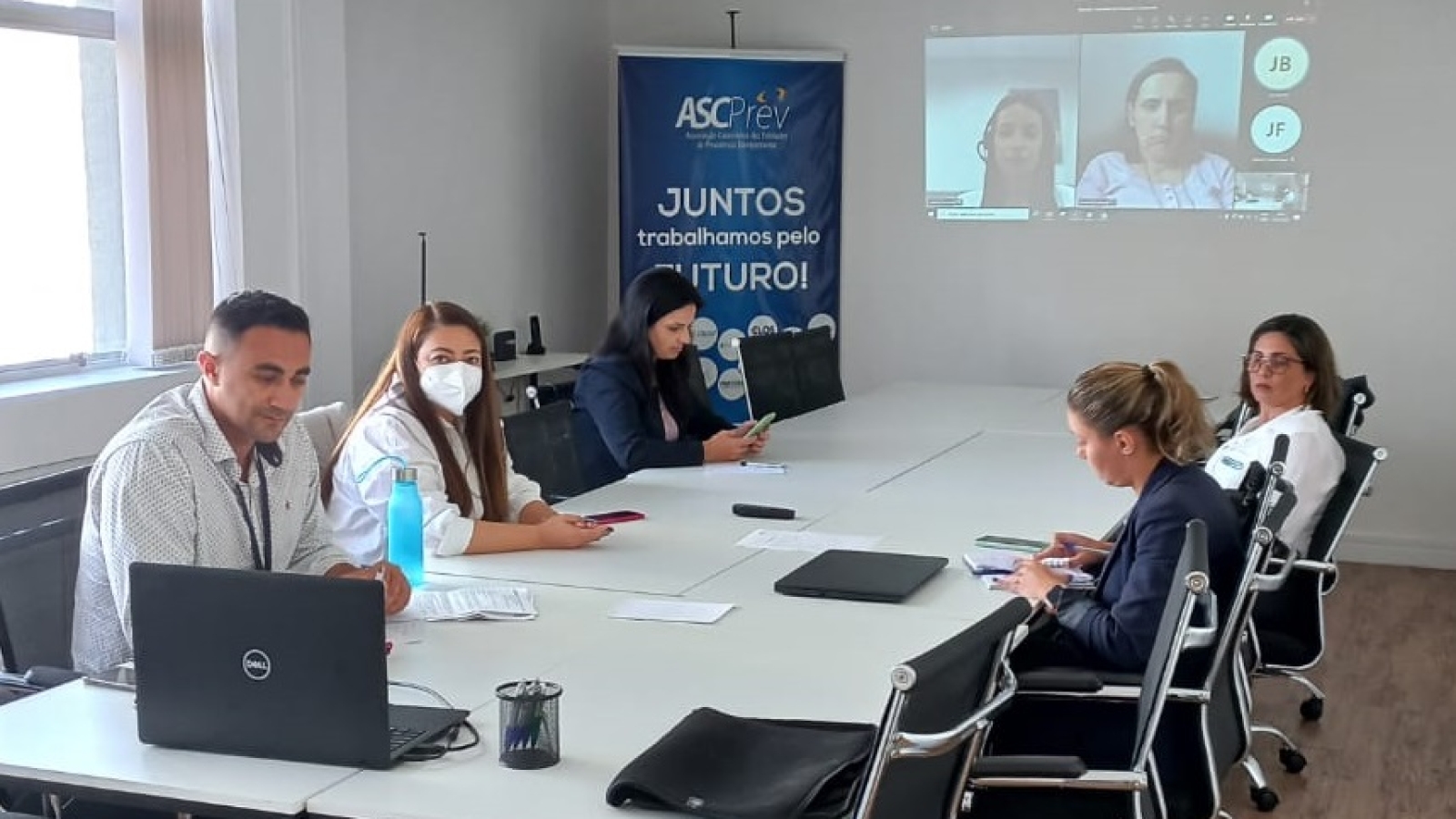 maio de 2022 - Reunião de Comissao de Educacao Continuada (1)